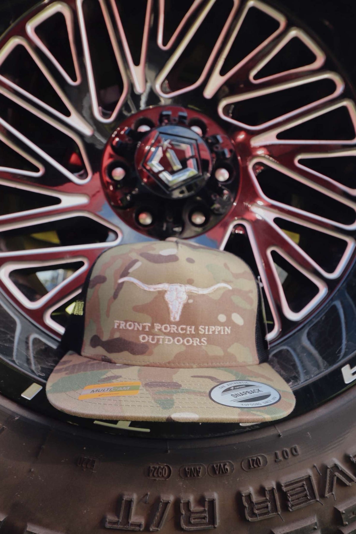 Army green camo/black back Snapback